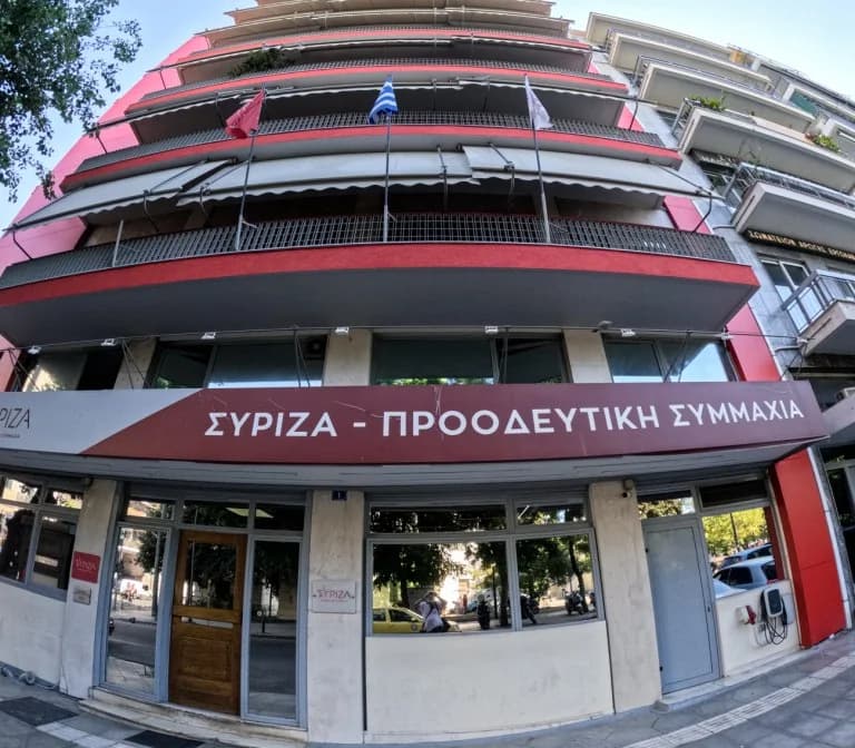 СИРИЗА: правительство бездействует в связи с пожарами в Албании