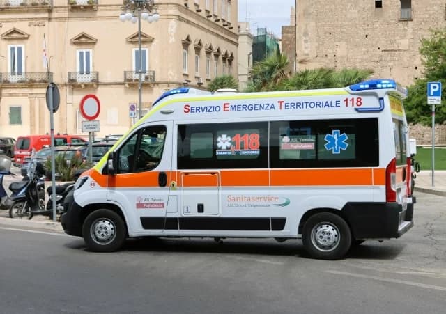 В Италии три человека погибли от ботулизма в Калабрии и Сардинии
