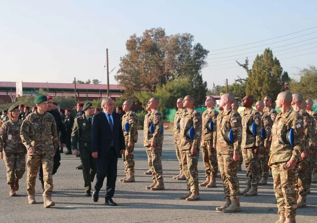 Πάλμας: Συνεργασία με ΗΠΑ και ΕΕ για αναβάθμιση βάσεων