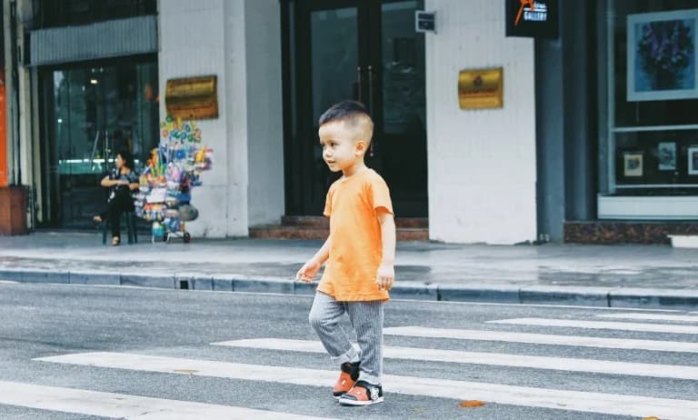 Happiness and Age: The Importance of Realization