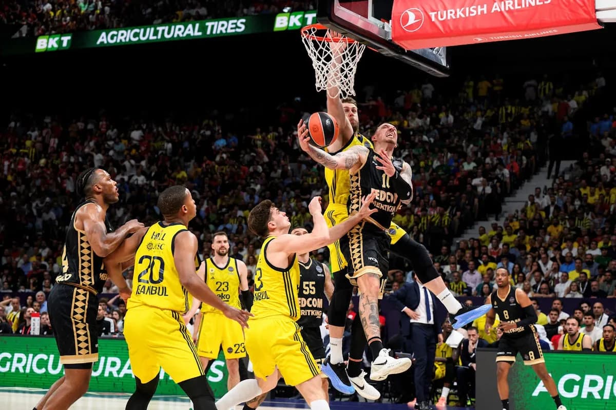 Daniel Theis: "Ich hatte ein Angebot von Panathinaikos, aber ich habe zuerst mit Spanoulis gesprochen"