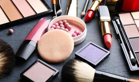 Retiran productos cosméticos del mercado – Investigación de los Servicios Farmacéuticos