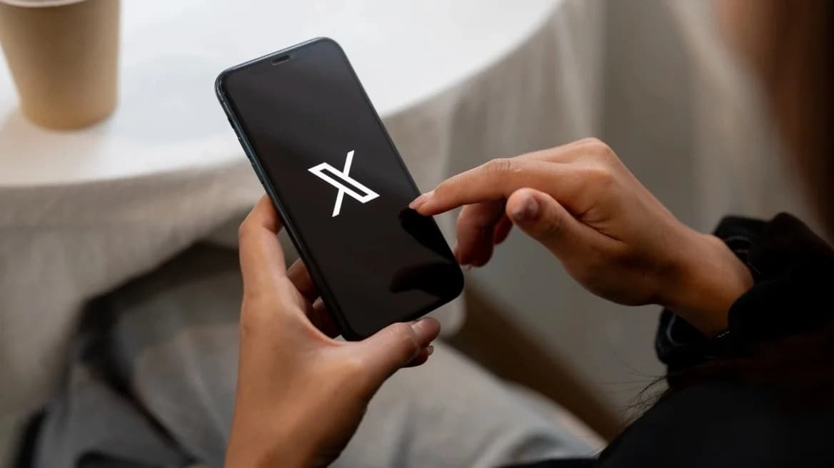 Guerra en 'X': Enfrentamientos Políticos y Reacciones