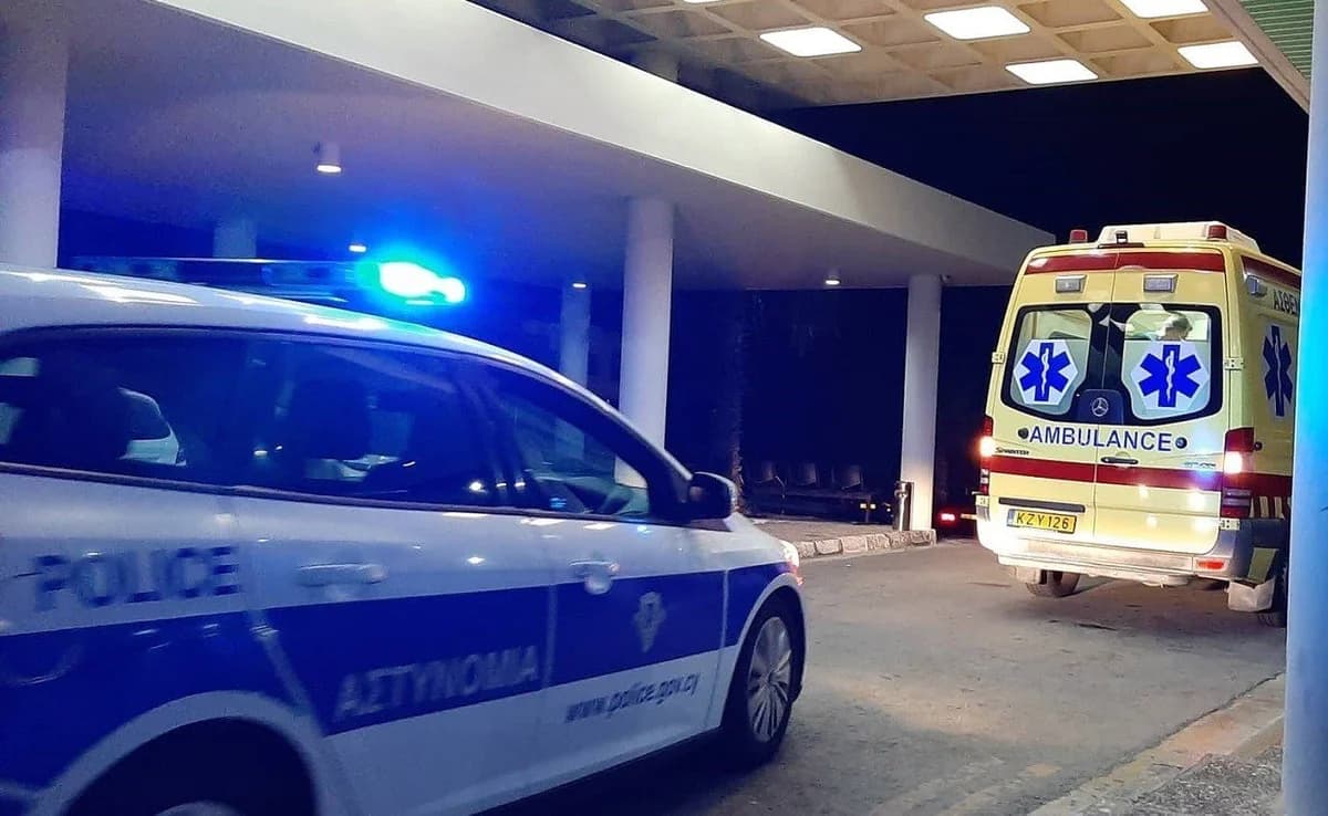 Limassol: 19-year-old rescued from drowning by citizens