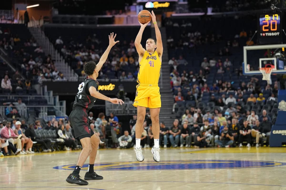 Kole Swider Joins Anadolu Efes