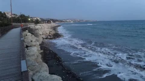 Strand Agia Varvara zum Schwimmen geeignet – Kontrollen werden fortgesetzt