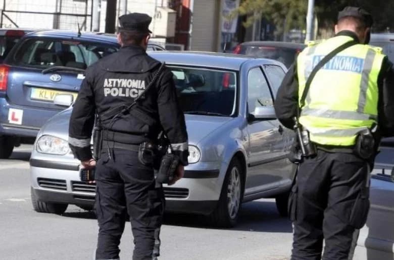 Erhöhte Polizeikontrollen wegen falscher Fahrspurbenutzung – Bußgelder