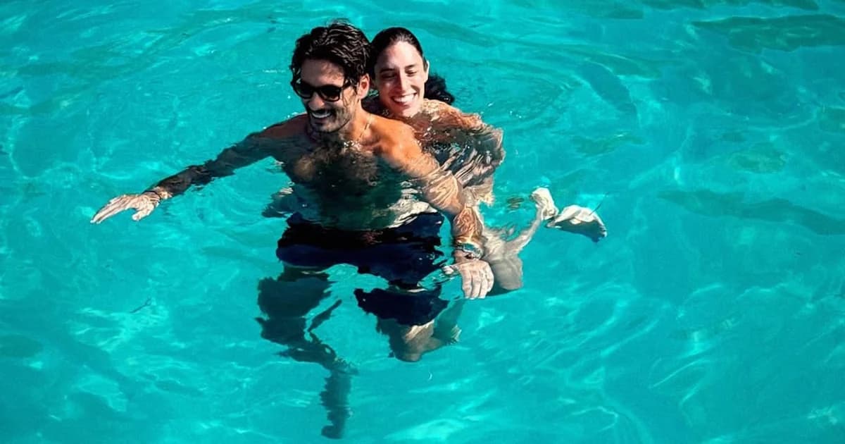 Giorgos Karavas und Rafaela Psarrou: Verliebt im Urlaub in Syvota