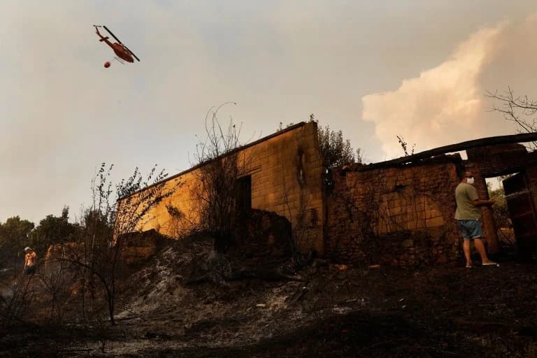 Spanien: Waldbrand zerstört über 1000 Hektar – Ein Toter
