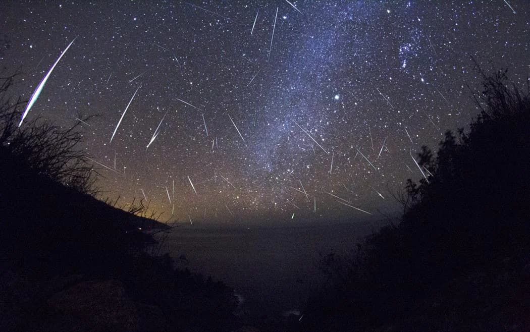 Lluvia de estrellas Perseidas alcanza su punto máximo esta noche: Espectáculo celeste de verano