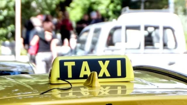 תלונה חדשה: 90 אירו לנסיעה מנמל פיראוס לשדרות סינגרו