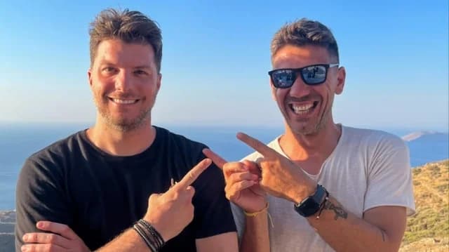 Loukas Giorkas: Freundschaftsmomente mit Kostas Katsouranis