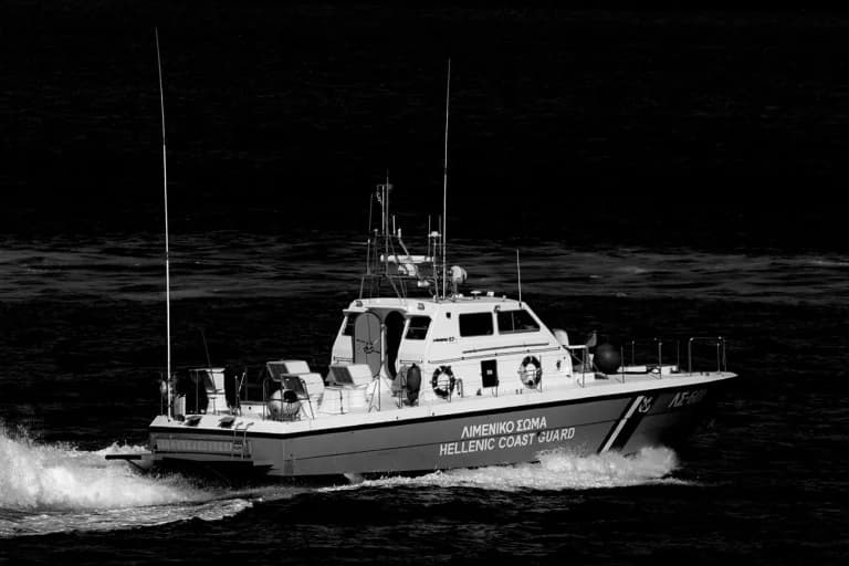 Coast Guard: Rescue Operations in Chios and Achaia