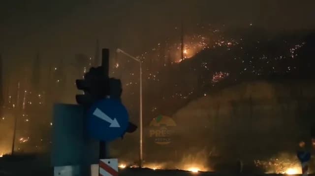 Φωτιά στην Αχαΐα: Κλειστή η Ολυμπία Οδός