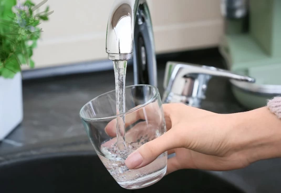 Llamamiento a la conservación del agua ante el alto consumo