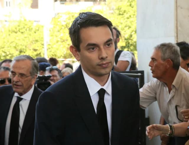 Συγκινητικό μήνυμα του Κώστα Σαμαρά μετά την κηδεία της αδελφής του