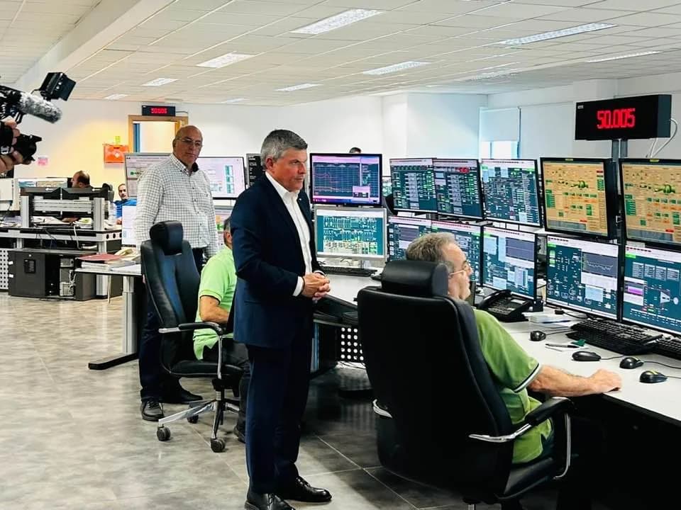 Κυβέρνηση: Διασφάλιση επάρκειας και μείωση κόστους ηλεκτρισμού