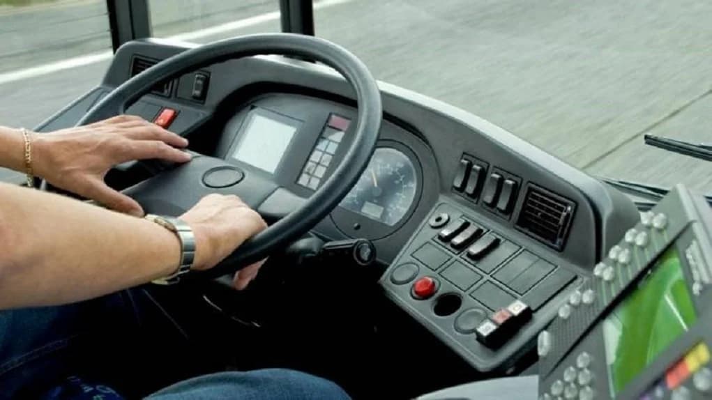 Larnaka: Umsetzung von Bus- und Radwegen