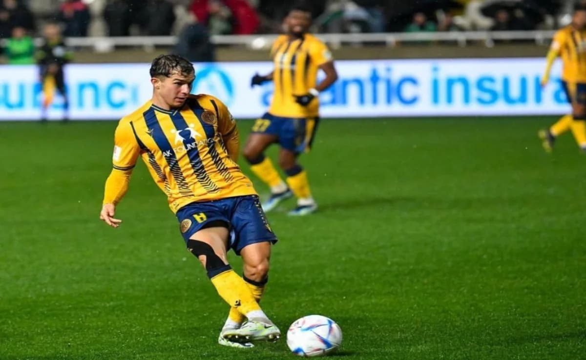 Davor Zdravkovski Returns to AEL Limassol!