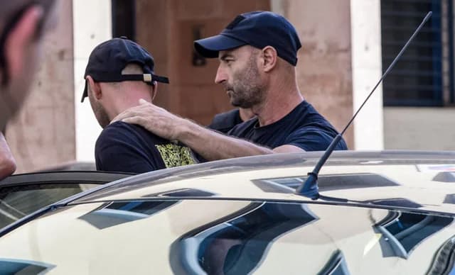Patras: 'I Don't Remember, I Drank Too Much Tsipouro,' Says Arson Suspect – Applause in Court