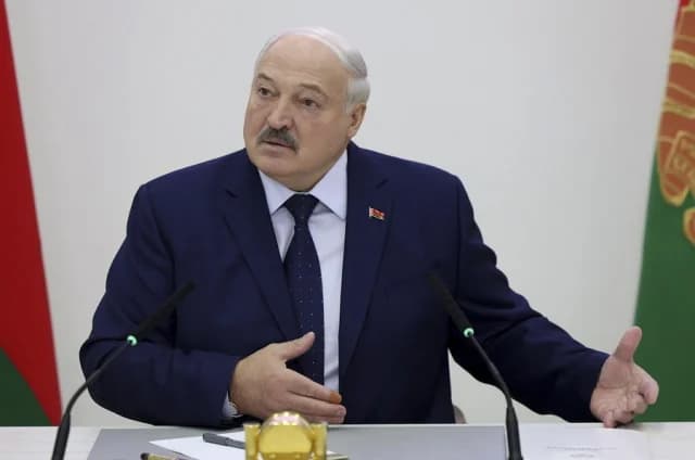 Τραμπ: Συνομιλία με Λουκασένκο πριν από συνάντηση με Πούτιν