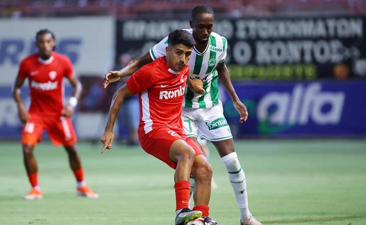 Ethnikos Achnas: Giorgos Papageorgiou Signs