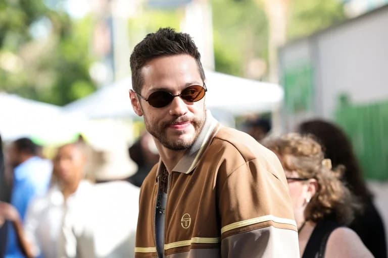 Pete Davidson: 'Escuchaba voces' por el consumo de drogas