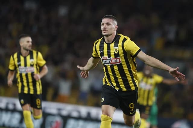 Nuevos jugadores del AEK brillan: 5 de 6 goles en la Conference League son de fichajes