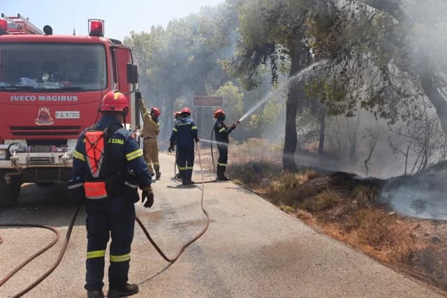 שריפה בפירגוס, איליה: קו החזית מוגבל