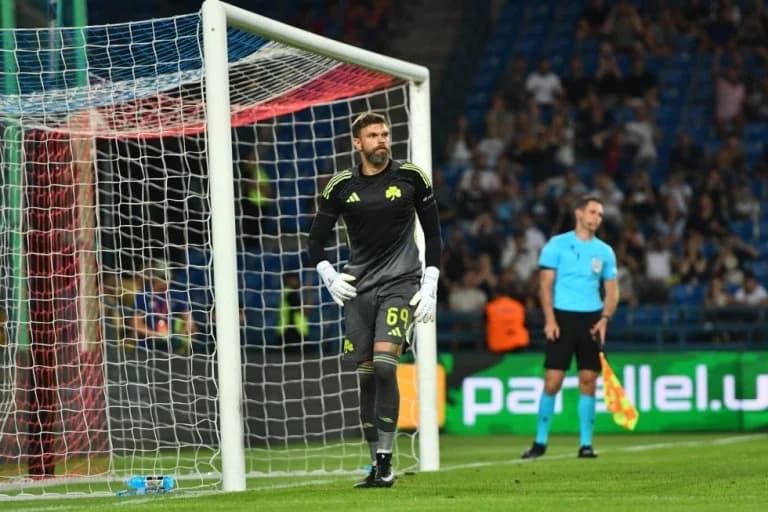 Ντραγκόφσκι: «Οι προπονητές τερματοφυλάκων έκαναν τη δουλειά στα πέναλτι με Σαχτάρ»