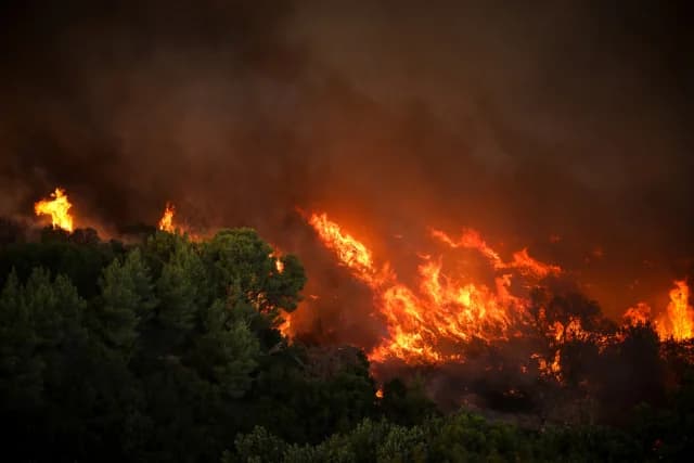 23 aktive Brandherde in albanischen Minderheitendörfern