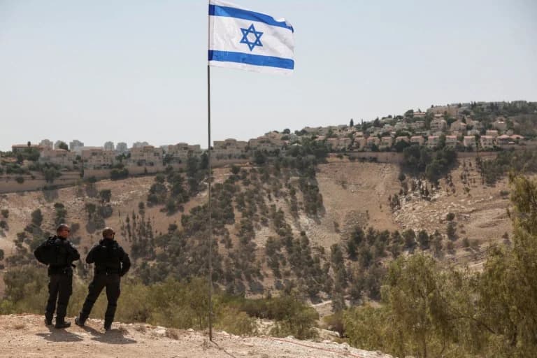 Francia pide a Israel que abandone el plan de asentamientos en Cisjordania