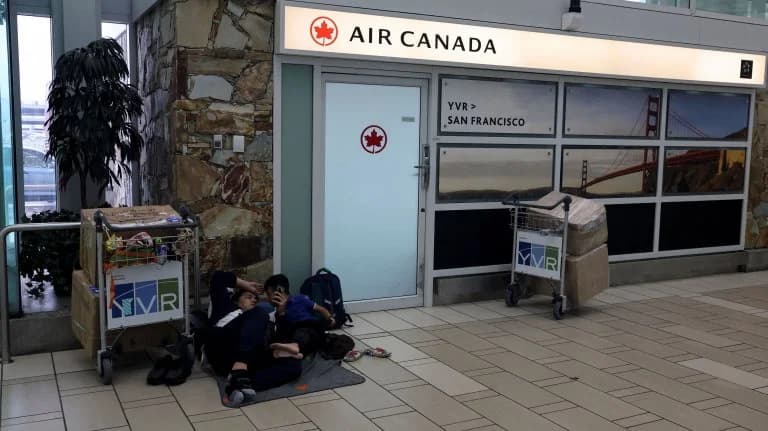 Рейсы Air Canada отменены из-за забастовки бортпроводников