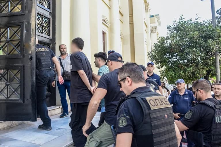 Patras Arsonists Face Justice: Confession and Public Outcry