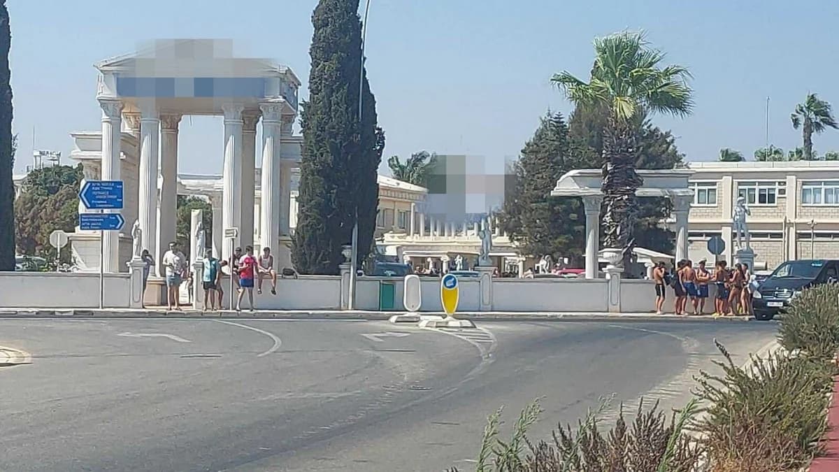 איה נאפה: בניין פונה לאחר איום בפצצה