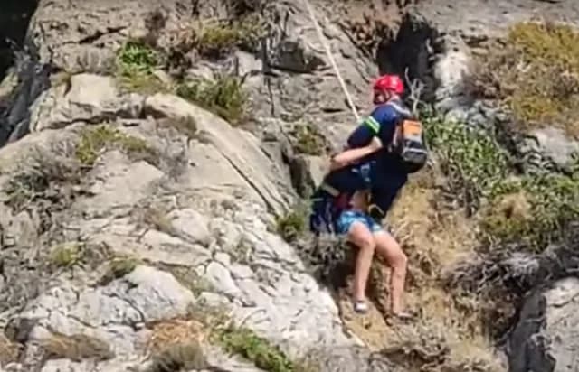 Korfu: Tourist von Felsen in Paleokastritsa gerettet