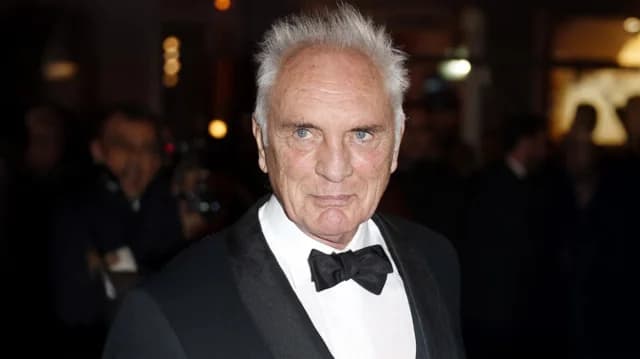 Теренс Стэмп, актер из «Супермена», умер в возрасте 87 лет