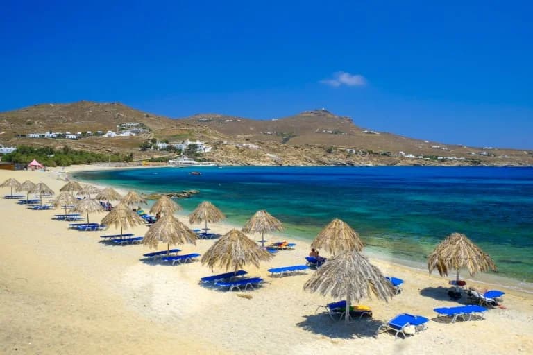 Alto Costo de Visitar la Playa: Las Carísimas Tumbonas Afectan la Asequibilidad
