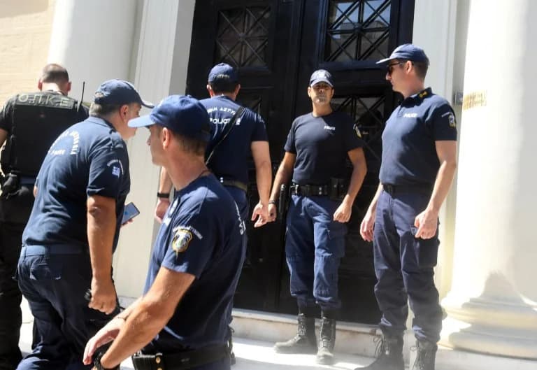 Patras: Joven de 25 años declara por incendio en Gerokomeio – Declaraciones de abogados