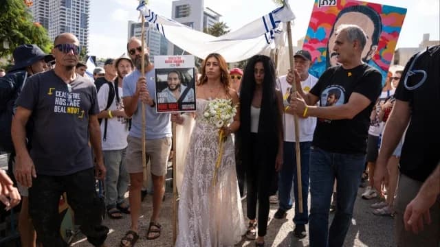 משפחת החטוף הישראלי מפרסמת סרטון מעזה