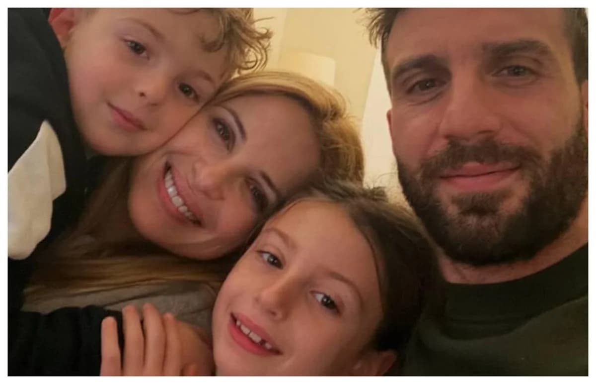 Christiana Aristotelous' Daughter Turns Paparazzi!
