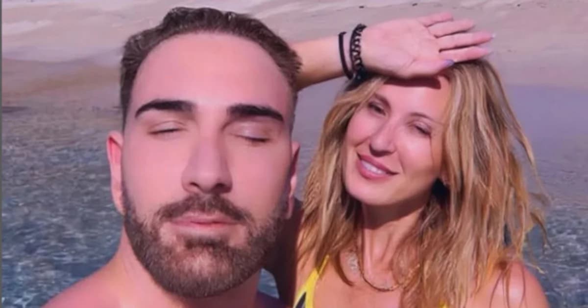 Nikos Koklonis y Pigi Devetzi: Selfie de vacaciones de verano