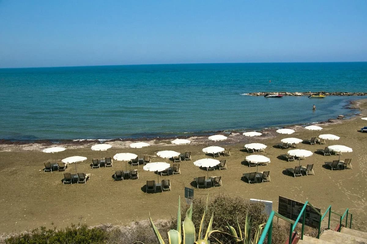 «Faros» Beach: Gravel Restoration Following Removal