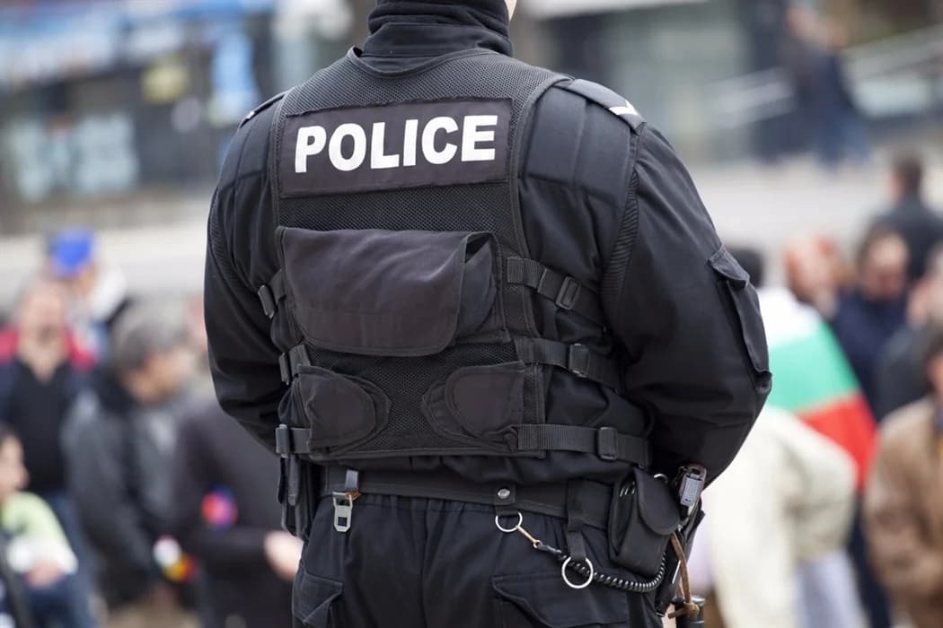 Policía de EE. UU. despedido por aparecer en video de OnlyFans