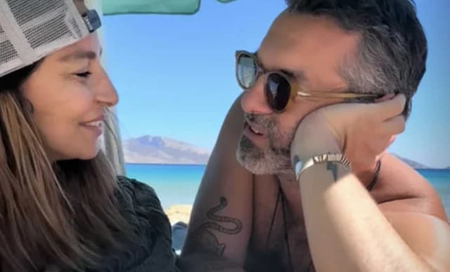 Konstantina Evripidou and Filippos Michopoulos: Romantic Vacation in Koufonisia