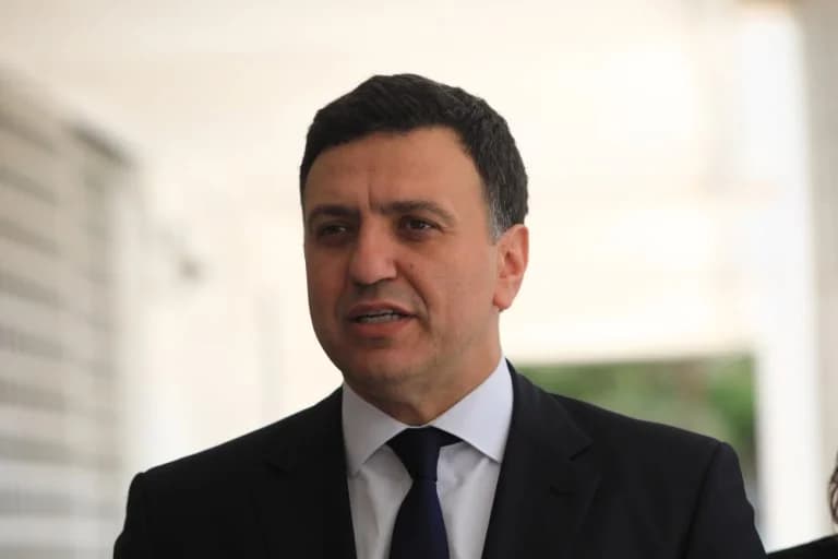 V. Kikilias: La seguridad de los pasajeros es innegociable