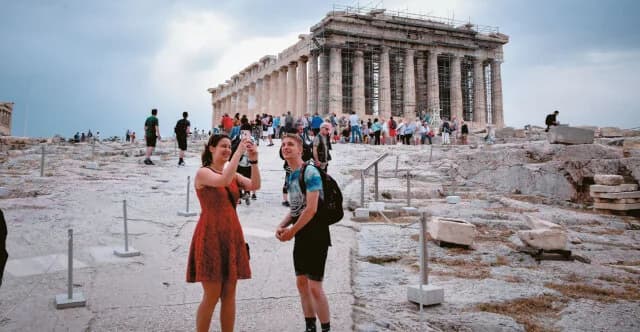 TUI will griechische Touristensaison bis November verlängern