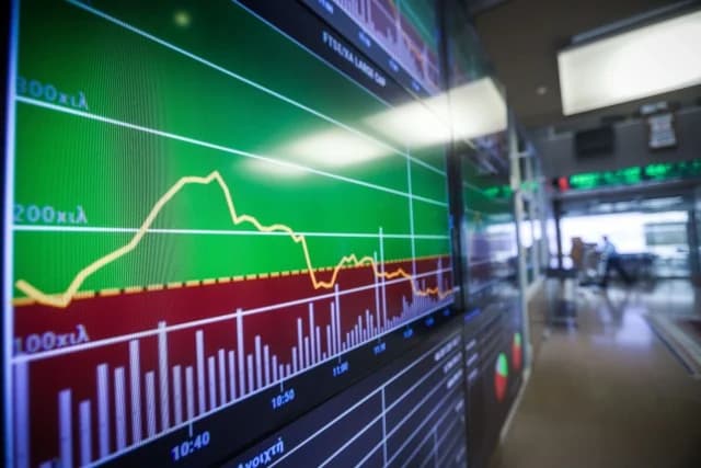 Μικρή ανάκαμψη στο Χρηματιστήριο Αθηνών – Αντίσταση στις 2.100 μονάδες