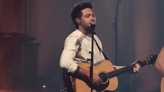 Niall Horan kehrt nach Liam Paynes Tod auf die Bühne zurück