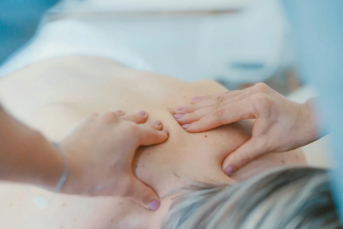 Interior Ministry Investigates Beach Massages and Spas